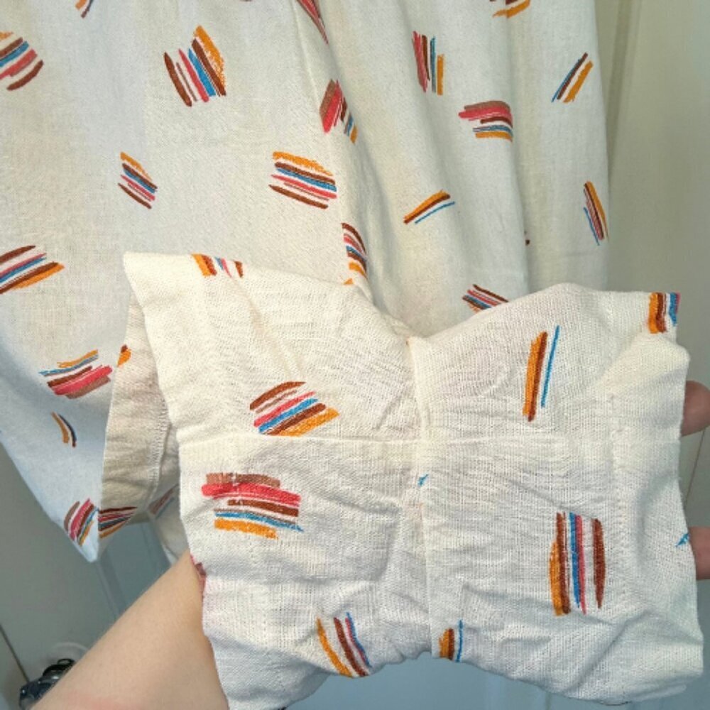 LUSH Linen Blend Abstract Print White Shorts Size M - Picture 6 of 13